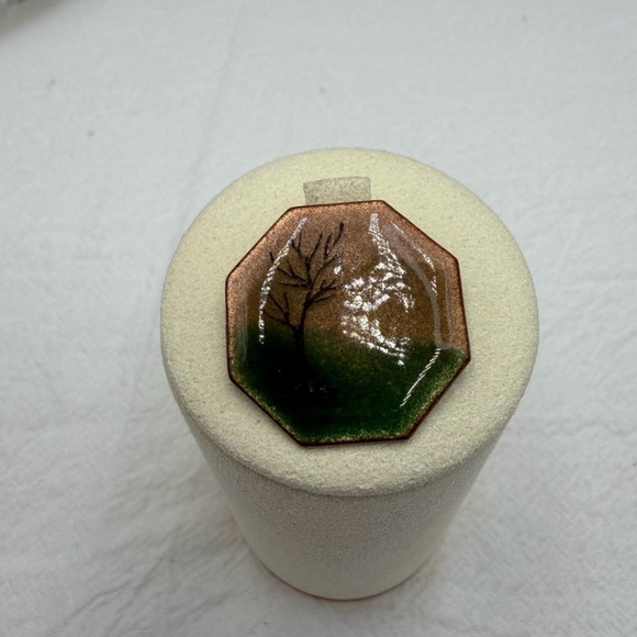 Vintage Enamel Cooper Brooch Tree Scenery - Picture 2 of 3